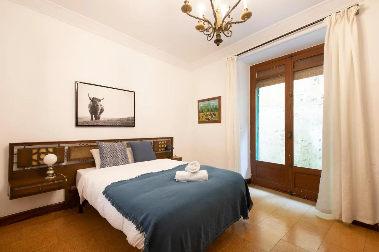 Vistas A La Playa De La Concha, Apto Familiar Grande Apartman San Sebastián 0*,  Spanyolország